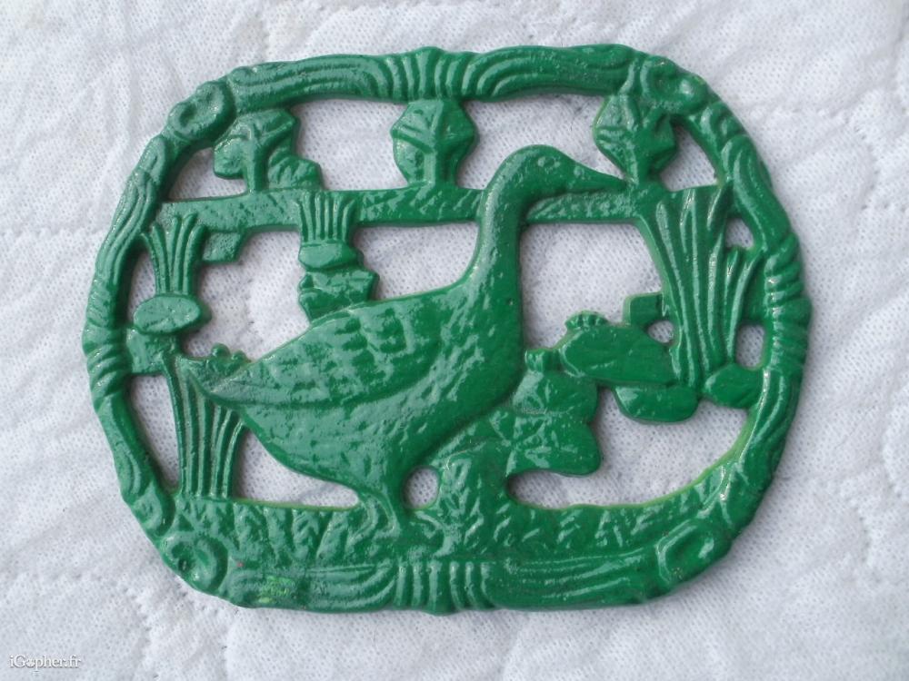 ANCIEN DESSOUS DE Plat En Fonte émaillée Vert Vintage Motif Floral EUR 16,00 - PicClick FR