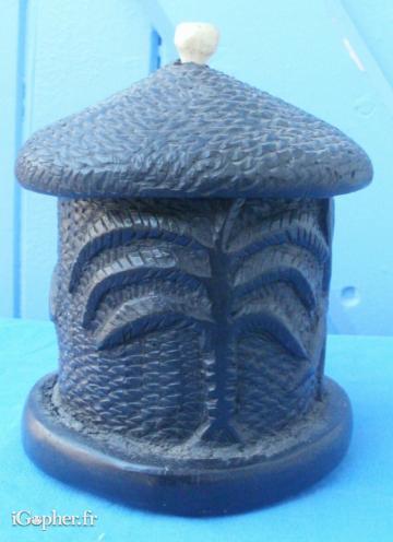 Case décorative africaine en bois