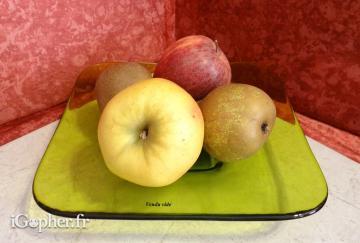 Coupe à fruits en verre vert