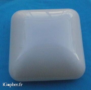 Plafonnier en opaline blanche carré à coins arrondis