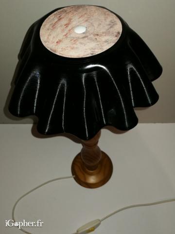 Lampe en bois avec abat-jour vinyle 33 tours années 80