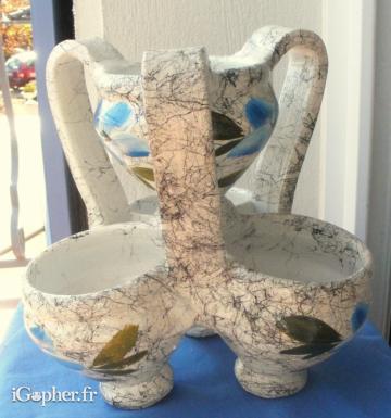 Porte-plantes en pierre