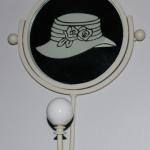 Porte-manteau avec miroir