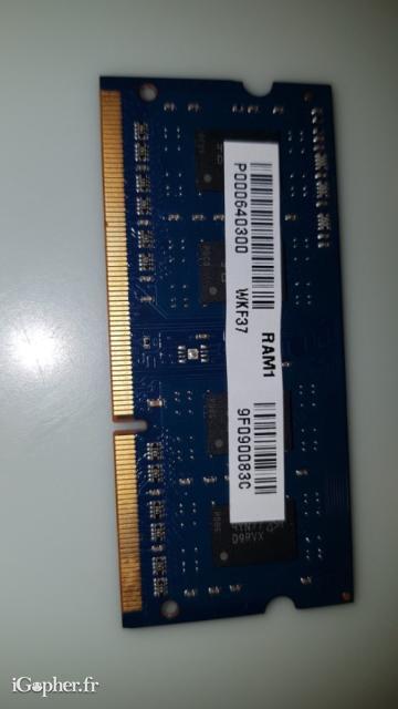 Barrette mémoire 4 Go RAM