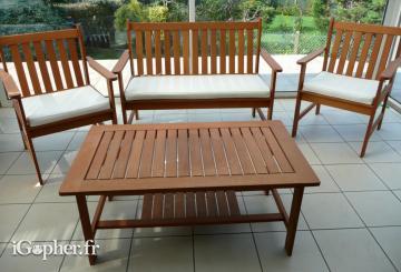 Salon de jardin (table, canapé et 2 fauteuils)