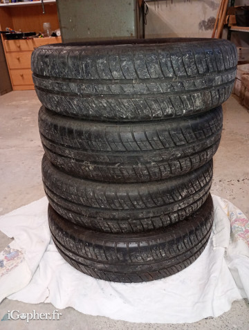 4 pneus 155 / 65 / R14 Goodyear