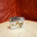 Briquet Sunflower (fleurs rouge)