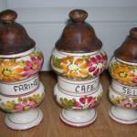 3 pots en faïence peints à la main