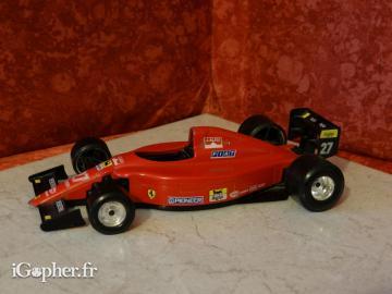 Voiture miniature Ferrari 641/2 Jean Alesi