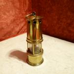 Lampe de mineur en métal
