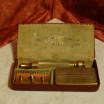 Rasoir ancien Gillette (Ball End Gold)