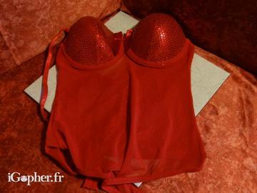 Body femme rouge pailleté (90B)