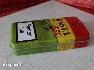 Boite en métal Rasta tricolore