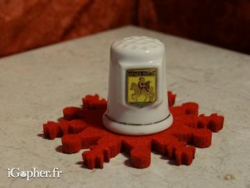 Dé à coudre Aigues-Mortes Blason