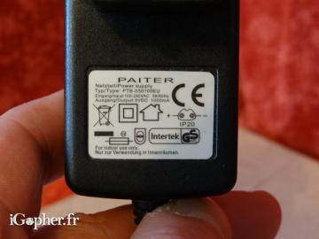 Adaptateur secteur pour tondeuse à barbe