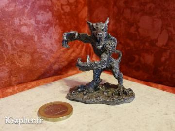 Figurine dragon collection Atlas la bête du Gévaudan n°25