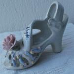 Chaussure à talon décorative (souvenir Cap d'Agde)