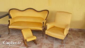 Canapé + 2 fauteuils + Repose pieds