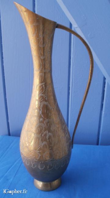 Aiguière en laiton - origine Inde