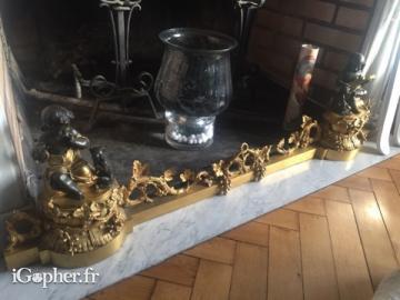 Garniture de cheminée en bronze doré