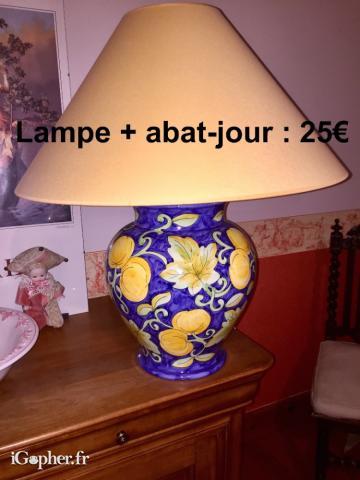 Lampe en porcelaine + abat-jour