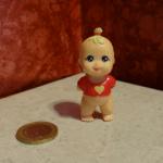 Figurine Bébé Babies petite fille debout N°2