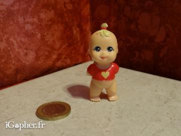 Figurine Bébé Babies petite fille debout N°2