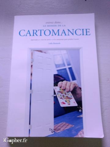 Livre : Entrez dans le monde de la cartomancie (Leila Semesh)